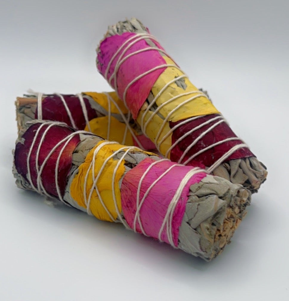 White Sage & Rose Petals Smudge Wand